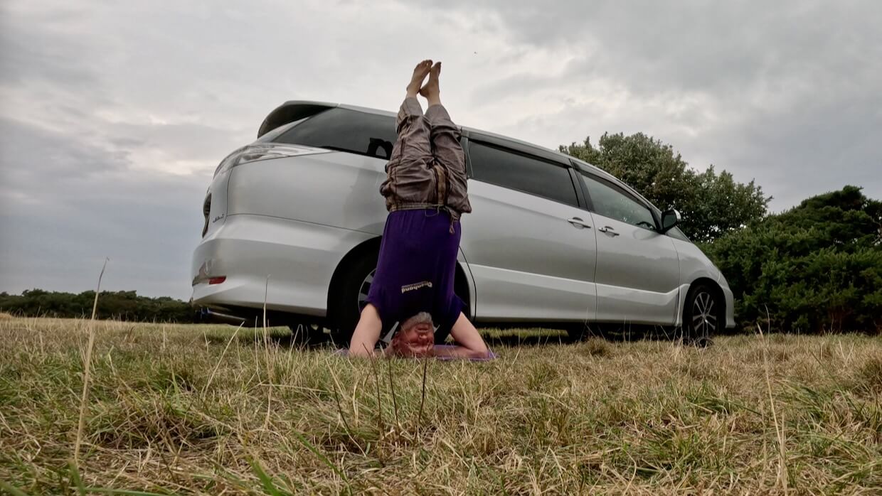 Isle of Man 2026: Head Stand