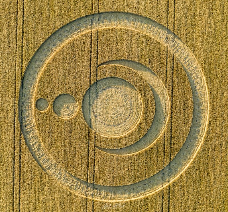 Ascending Earth Crop Circle